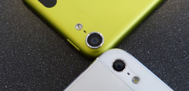 Анализатори очакват iPhone 5 с цветен пластмасов корпус