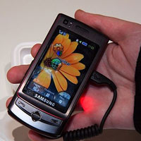 OLED екрани за половината от мобилните телефони до 5 години