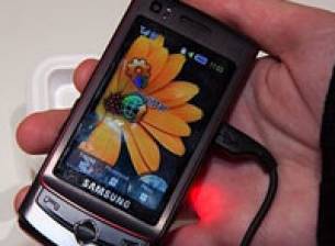 OLED екрани за половината от мобилните телефони до 5 години