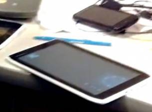 Неизвестен таблет на Motorola със 7