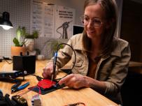 iFixit улеснява ремонта на всякакви устройства в домашни условия с новия си уред