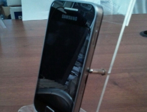 Снимки на по-малка версия на Samsung Galaxy S?