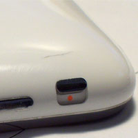 Корпусът на iPhone 3G започва да се напуква?