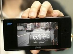 iRIVER V10 - ултратънък плеър