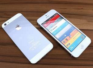 Този месец Sharp ще започне да доставя екрани за iPhone