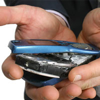 Англичаните имат най-много проблеми с телефоните на LG и Sony Ericsson