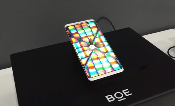 Китайска компания се включва в битката за пазара на OLED дисплеи