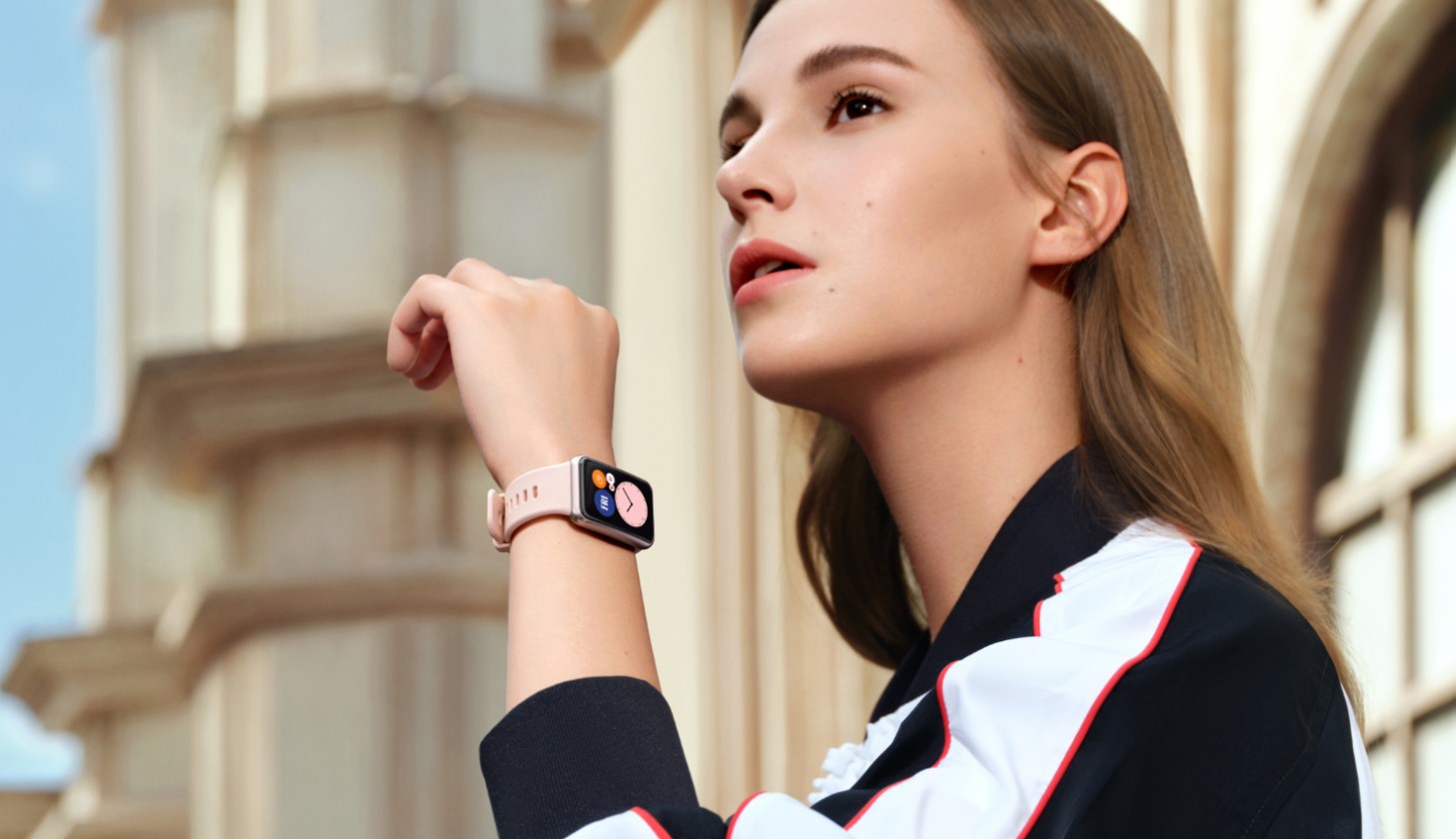 Huawei Watch Fit има правоъгълен AMOLED дисплей