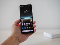 Sony започва обновлението до Android 13 на Xperia 1 IV и 5 IV