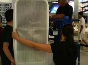 25 000 iPhone 3G са продадени само за часове в Саудитска Арабия