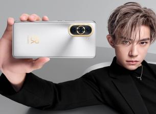 Huawei nova 10 Pro има двойна селфи камера и голям 120Hz екран 