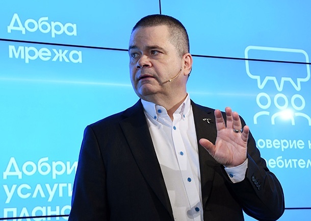 Майкъл Фоли поема бизнеса на Telenor в Бангладеш