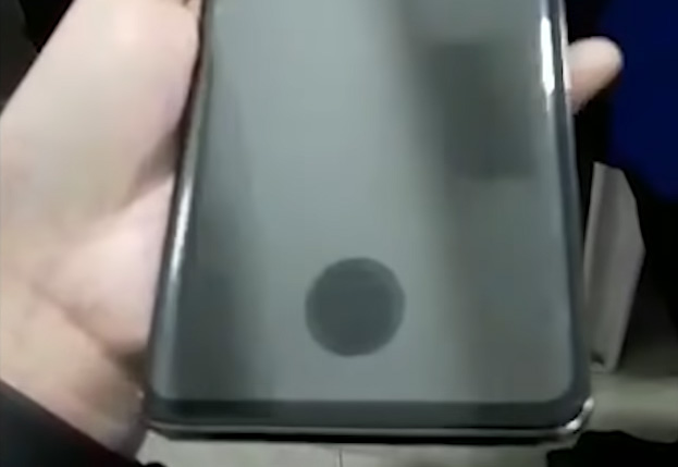 Видео на Samsung Galaxy S10+ в действие
