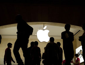 Apple може и да промени стратегията си спрямо Android през 2012 г.