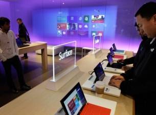 Microsoft все още не печелят от продажбите на таблетите Surface