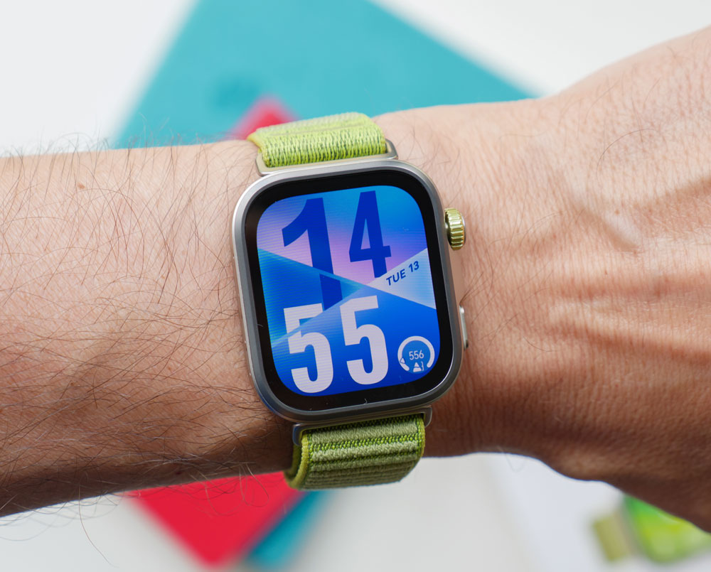 Серията часовници Huawei Watch Fit 4 е сред интересните предложения на Vivacom този месец