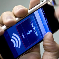 Спад на приходите от гласови услуги през 2011 г. прогнозират анализаторите