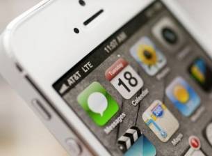Apple мисли за телефони с 4,7