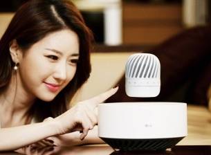 Този Bluetooth високоговорител на LG плува във въздуха