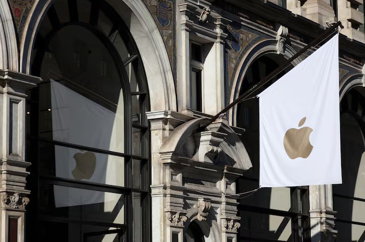 Apple подготвя революционен кейс за iPhone Pro