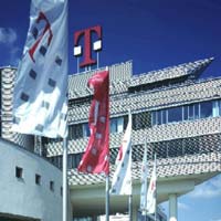 Deutsche Telekom ще отвори 4000 нови работни места през 2008 г.