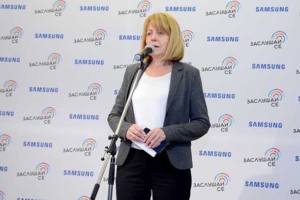 Нова услуга обещава да улесни българските ученици с увреден слух