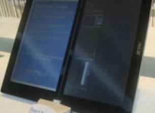 Asus показа лаптоп с два сензорни дисплея