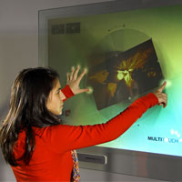 Прозрачен филм превръща всяка повърхност в сензорен дисплей