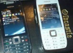 Nokia E75 в бяло