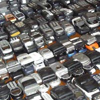 Китаец сменил 500 телефона за 9 години