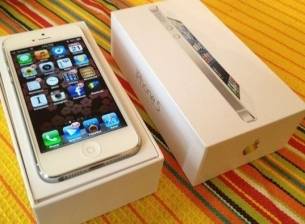 Apple намалява поръчките на компоненти за iPhone
