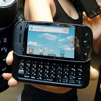 LG пуска първия телефон с Android в Корея