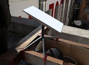 САЩ достави в Украйна хиляди терминали за достъп до Starlink