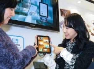 Samsung е продала 600 000 броя от Galaxy Tab за месец