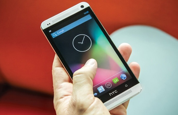 HTC One в Щатите ще получи Android 4.4 до 90 дни