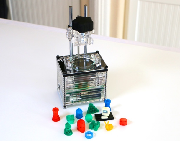 Нов Kickstarter проект обещава най-лекия 3D принтер