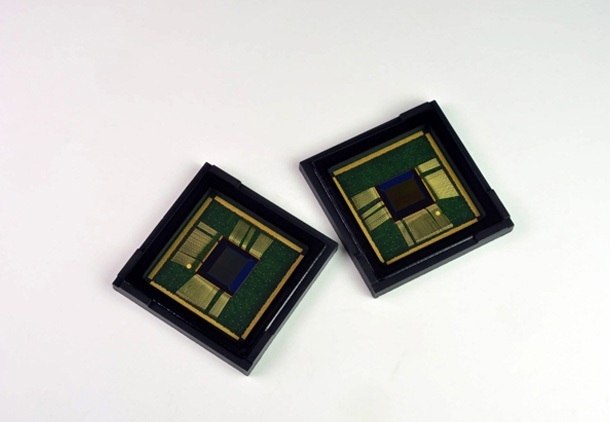 Камерите в масовите смартфони и таблети ще са поне 10МР догодина