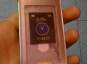 Първият сгъваем BlackBerry телефон