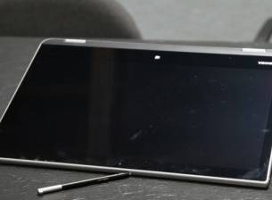 Toshiba показа прототип на лаптоп 5-в-1