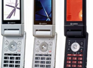 Първият телефон с оптичен zoom в продажба