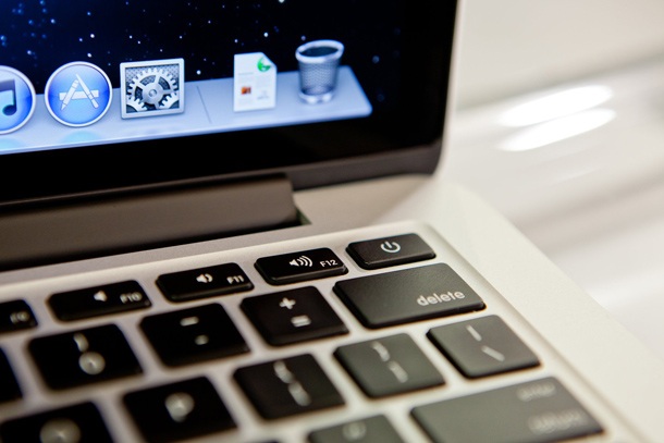 Почти половината оперативна печалба от продажбите на компютри е за Apple