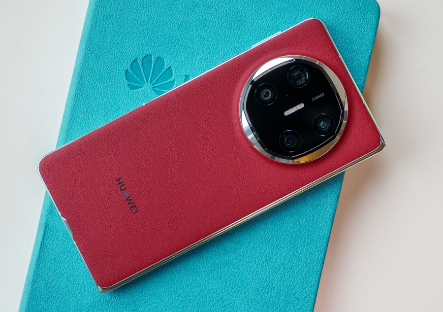 РЕВЮ: Huawei Mate X6 - тънък, стилен и с чудесна камера