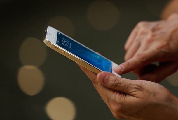 Apple пуска обновление и за по-стари модели, до iPhone 5s