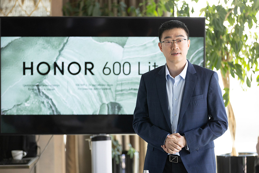 Honor представи в България 600 Lite с метален корпус и 108MP камера на достъпна цена