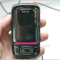 Първи телефон от BenQ с NFC технология