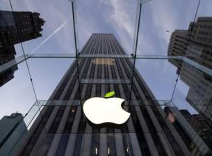 Apple ще представи iPhone 6 през август, твърди нов слух