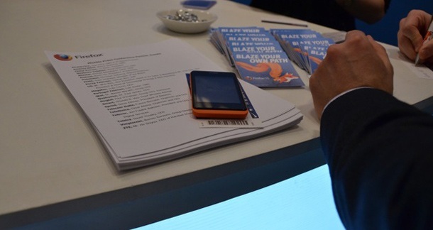 Първите телефони в Firefox OS ще се появят на пазара през юни