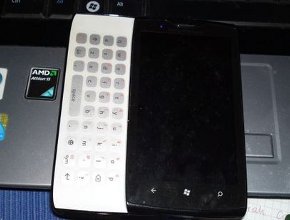 Нови снимки на прототип на Sony Ericsson с Windows Phone 7