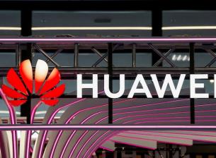 Huawei заобикаля американските санкции с нова архитектура: Обещава еквивалент на 1.4nm чипове до 5 години