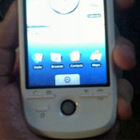 Първи снимки на T-Mobile G2